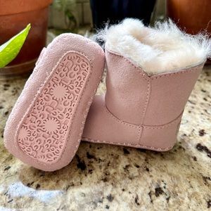 UGG Classic Infant Boots. Size 0-6 months. “Seashell Pink”
